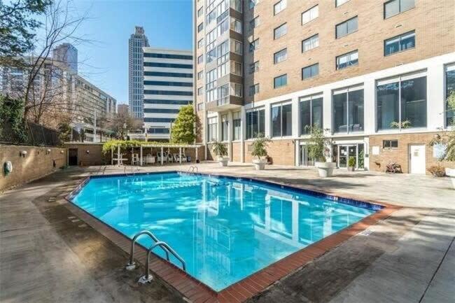 Вілла Atl Downtown 2Br King Bed Free Parking Lm1908 Атланта Екстер'єр фото